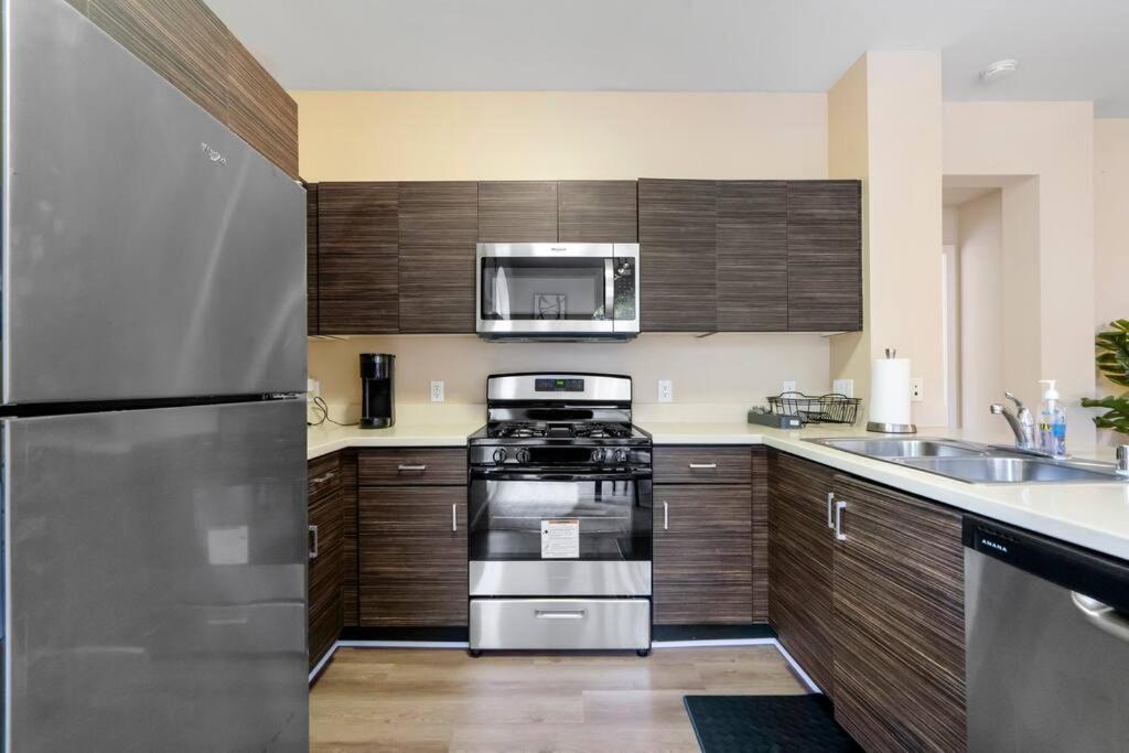 Lovely & Coxy 2br/2ba! 5min To Disney! * Anaheim