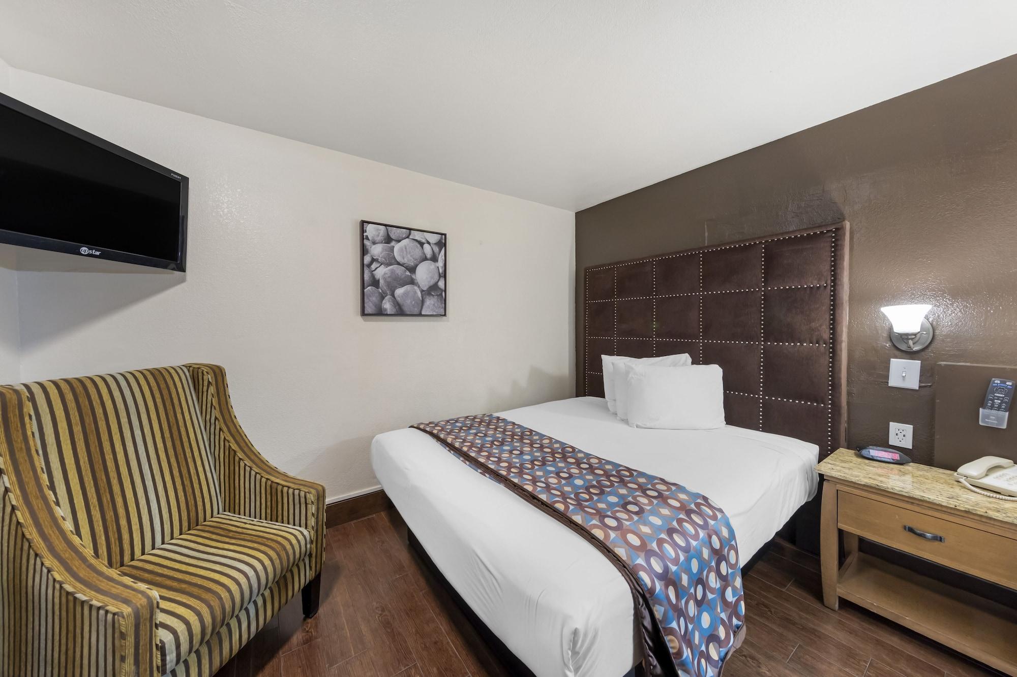 Discovery And Motel 2*