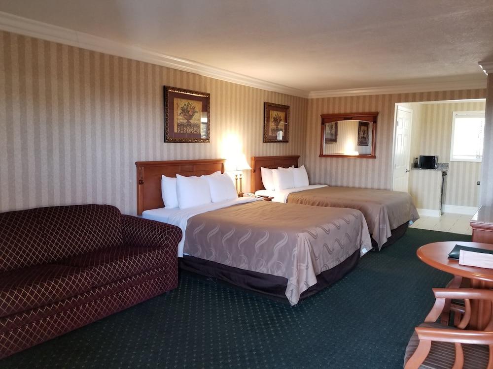 Hotel Quality & Maingate 2*
