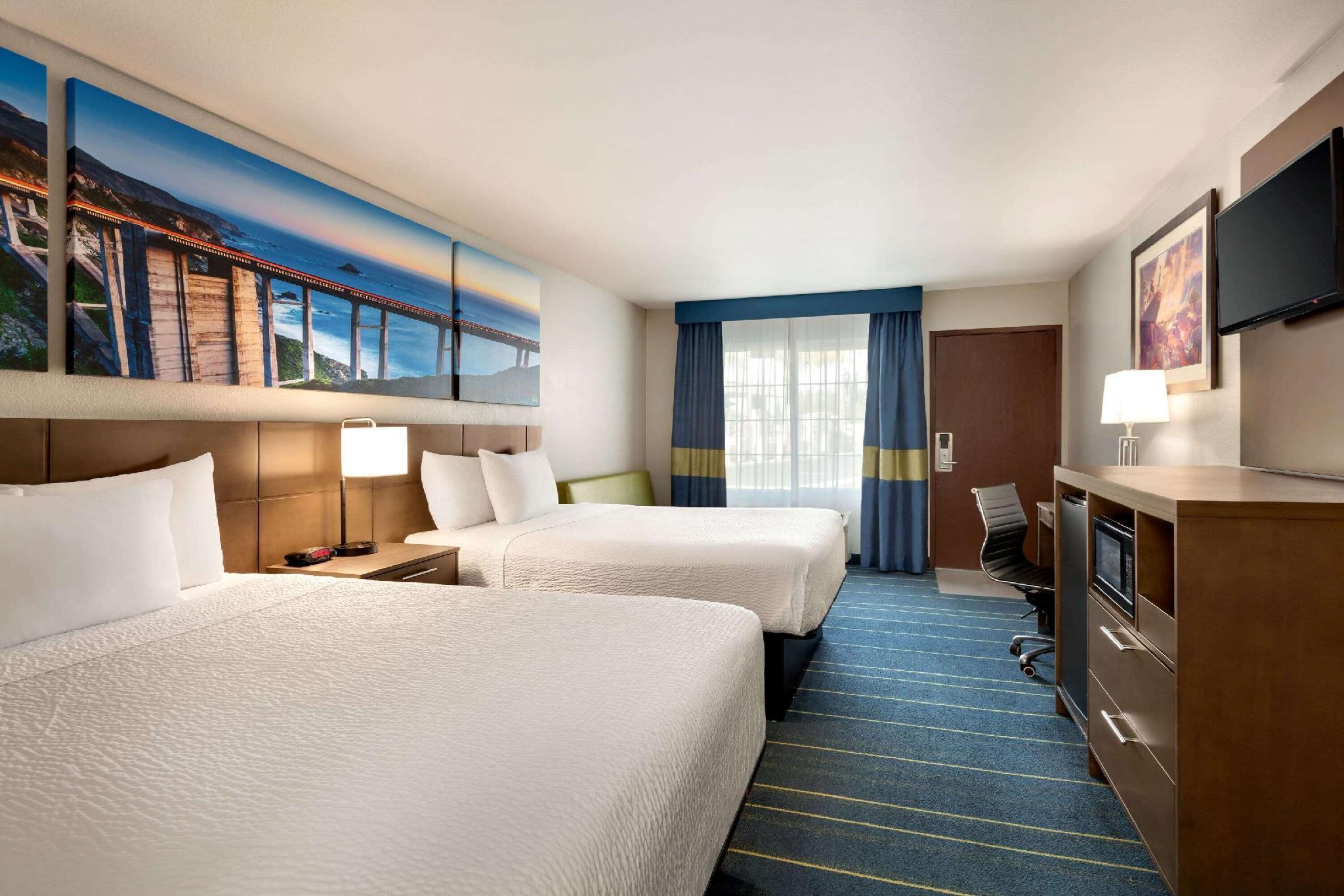 Motel Days & By Wyndham At Disneyland Park 2*