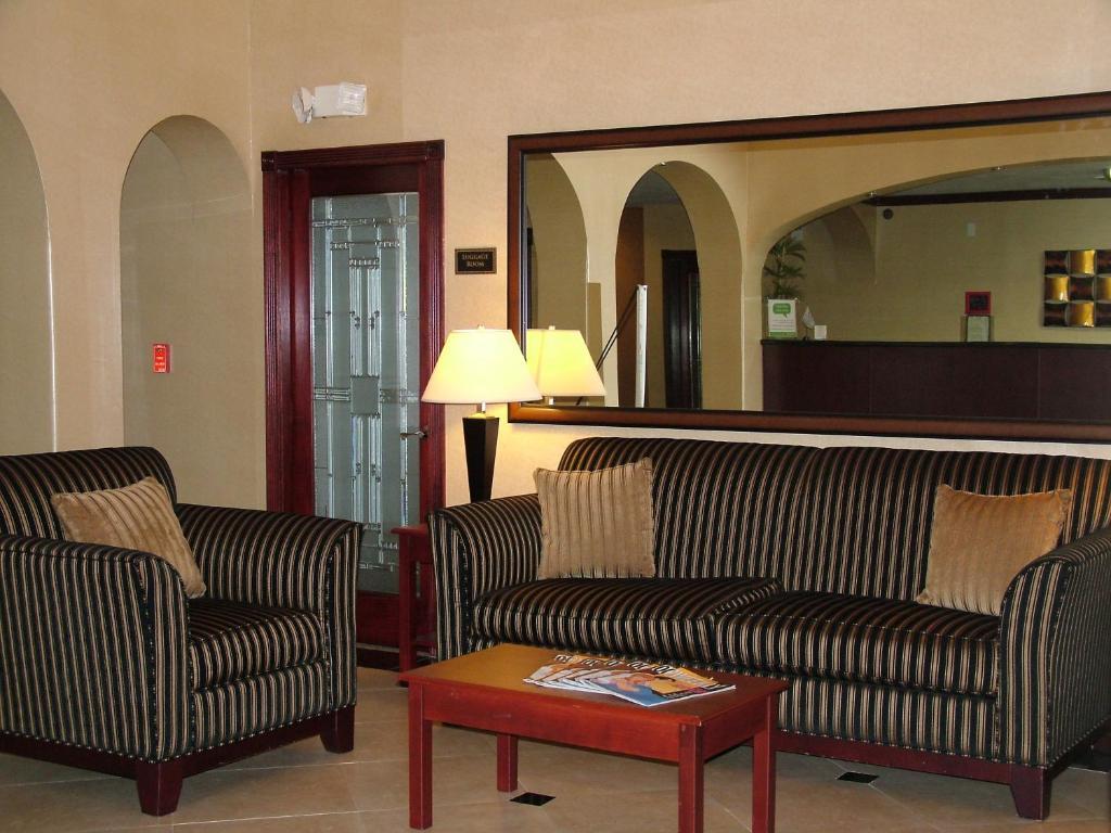 Express - West Hotel