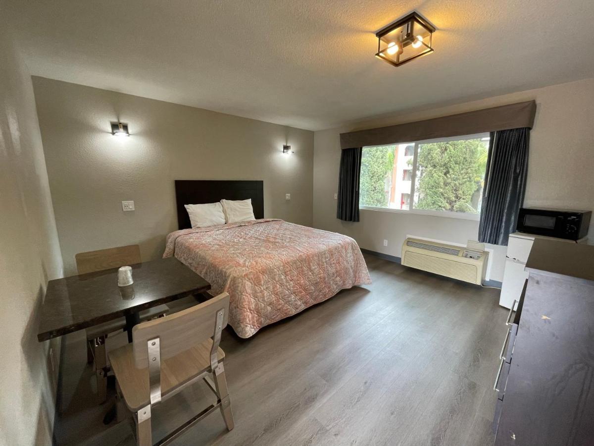 Villa Inn Anaheim Motel