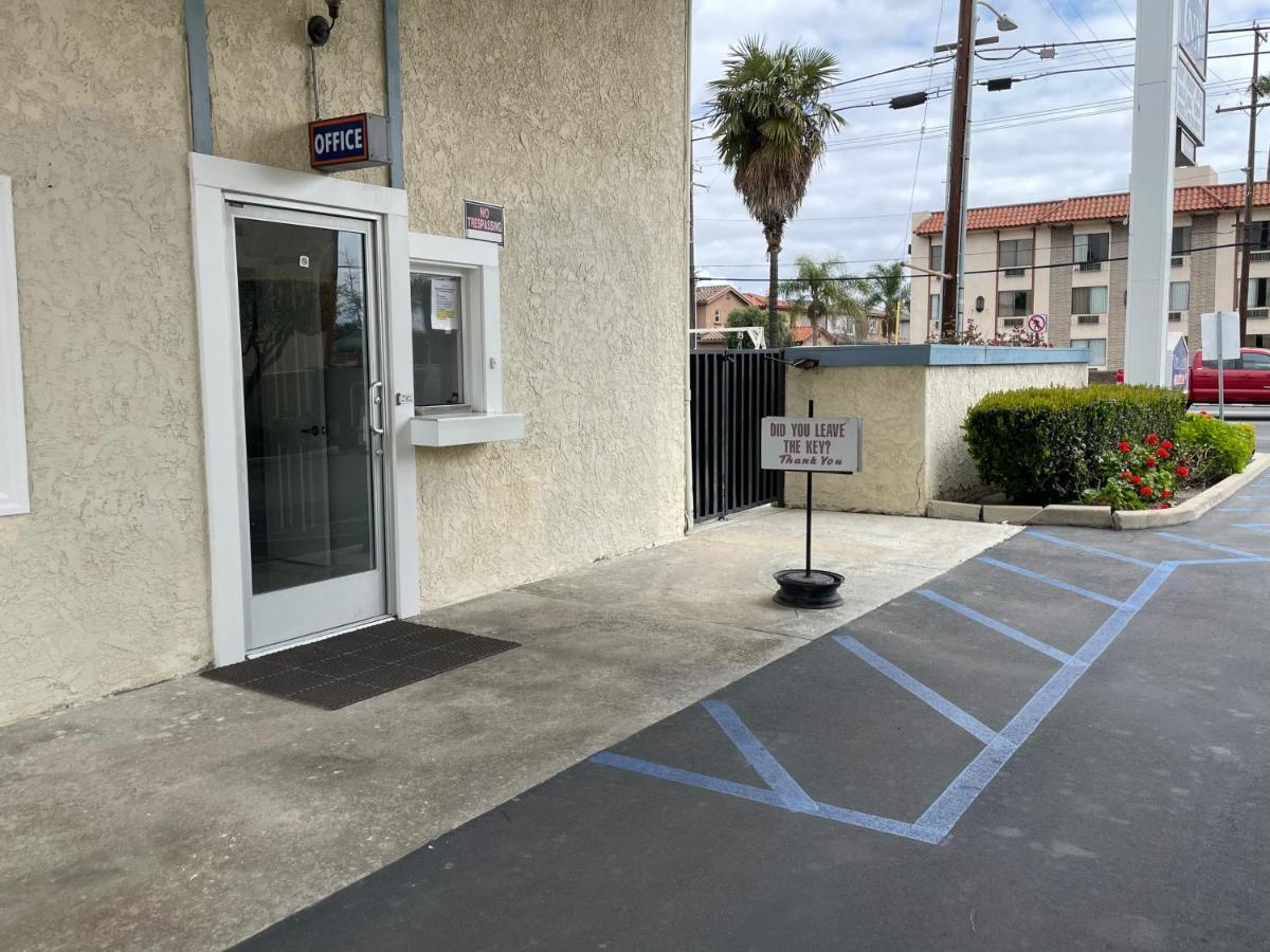 Villa Inn Anaheim *