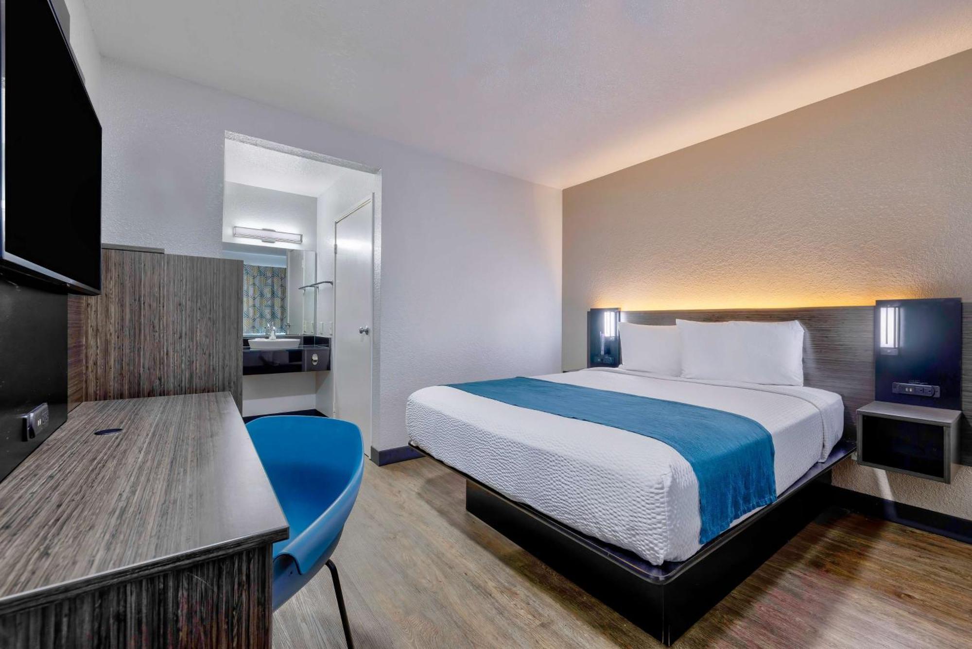 6-anaheim, Ca - Fullerton East Hotel 2*