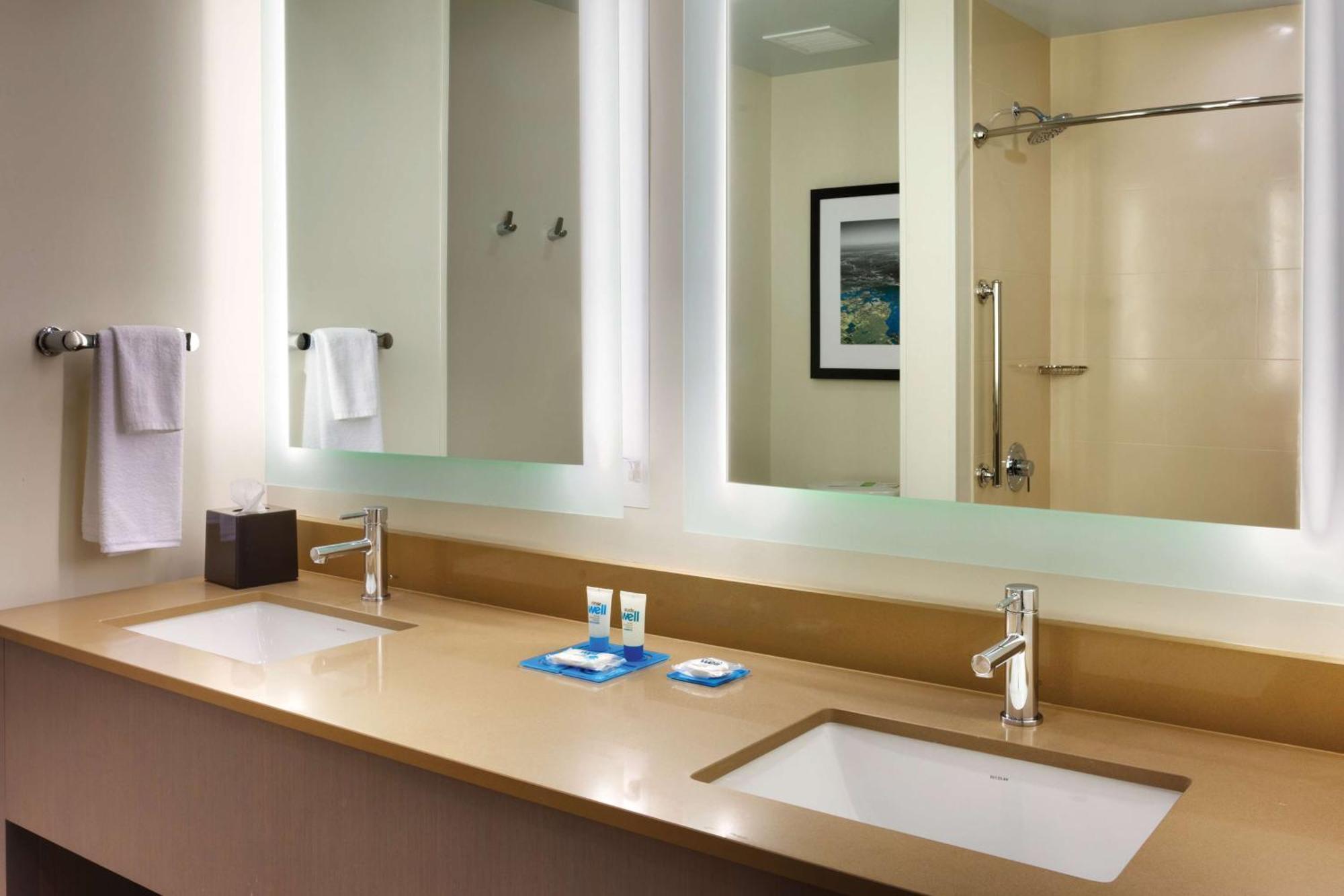 Hotel Hyatt House At Resort/convention Center