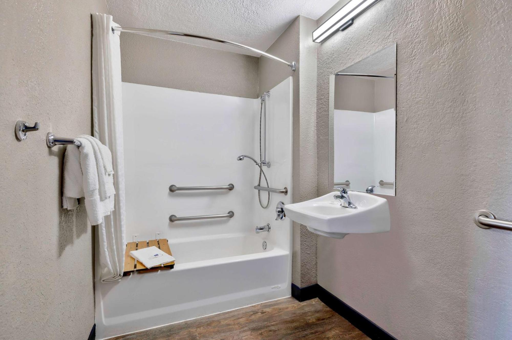 6-anaheim, Ca - Fullerton East 2*