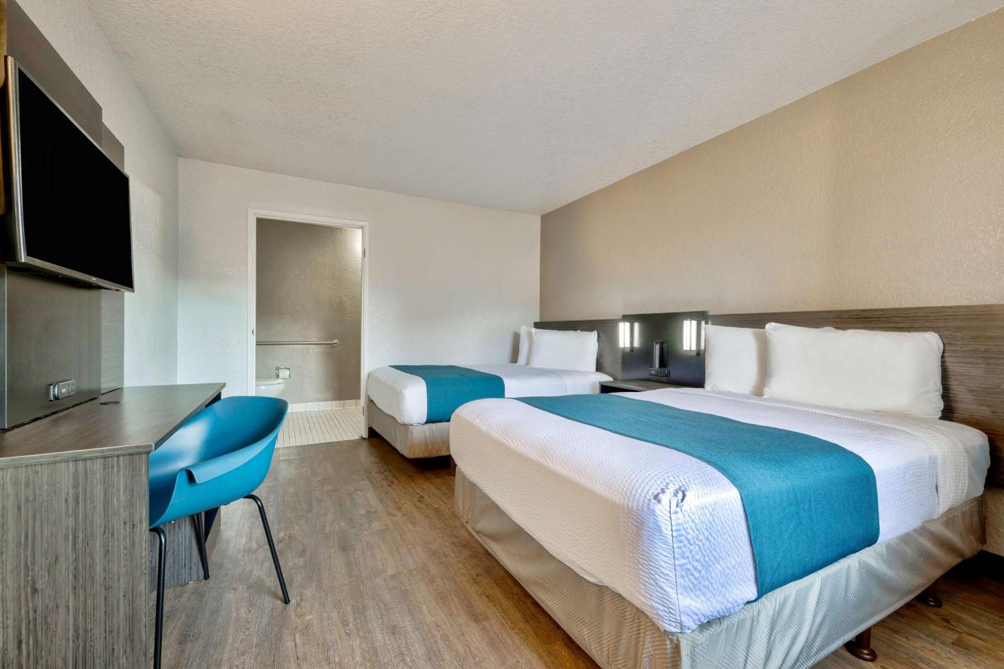 6-anaheim, Ca - Fullerton East 2*