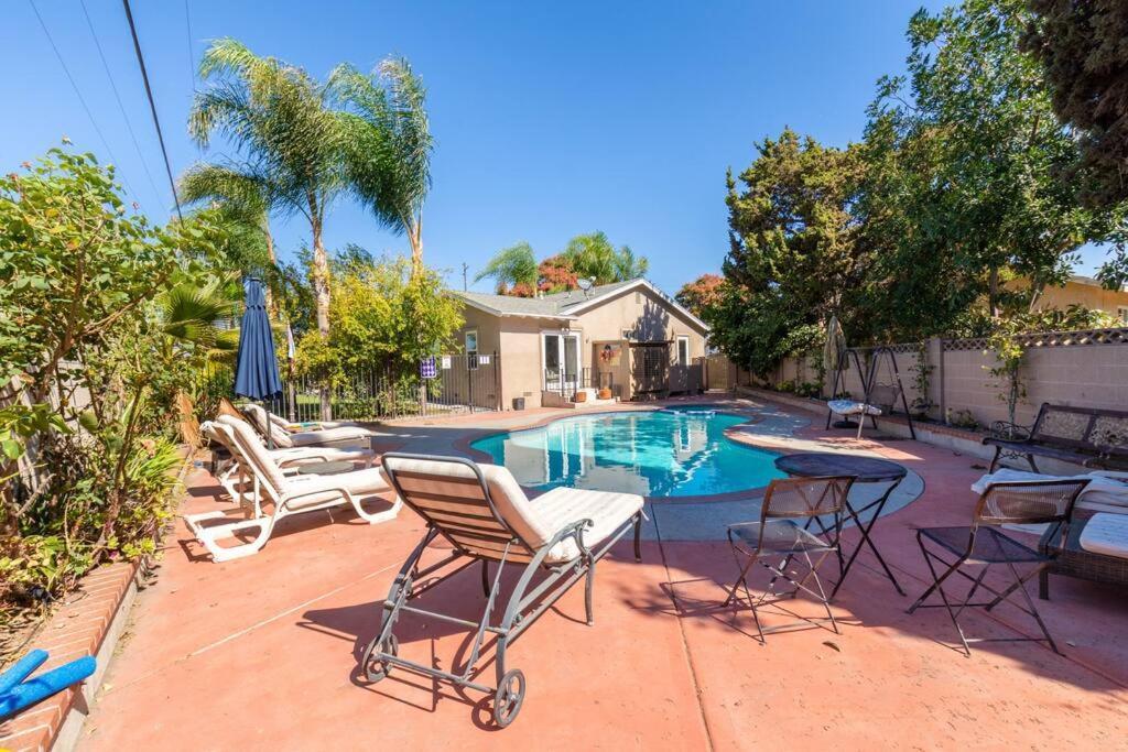 Disneyland Paradise 6 Bedroom 4 Bathroom Pool Games * Anaheim