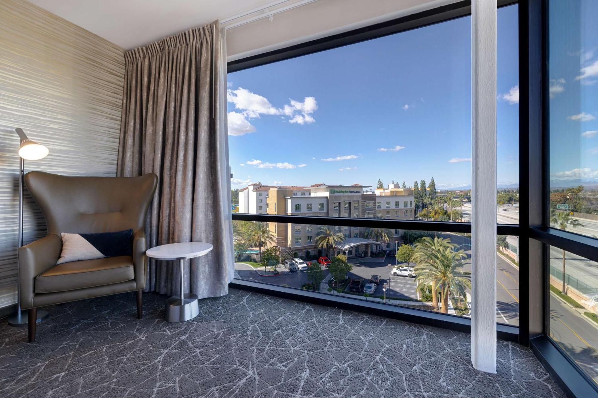 Hotel Hilton Garden 3*
