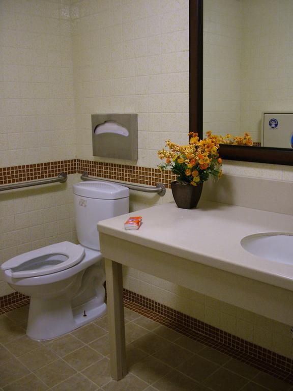Express - West Hotel Anaheim