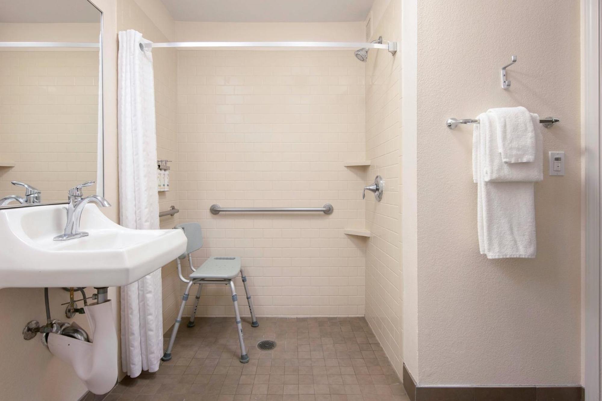 Hotel Candlewood - Area By Ihg