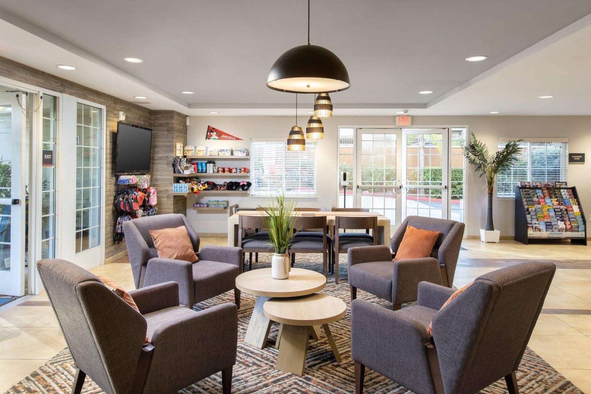 Candlewood - Area By Ihg Hotel