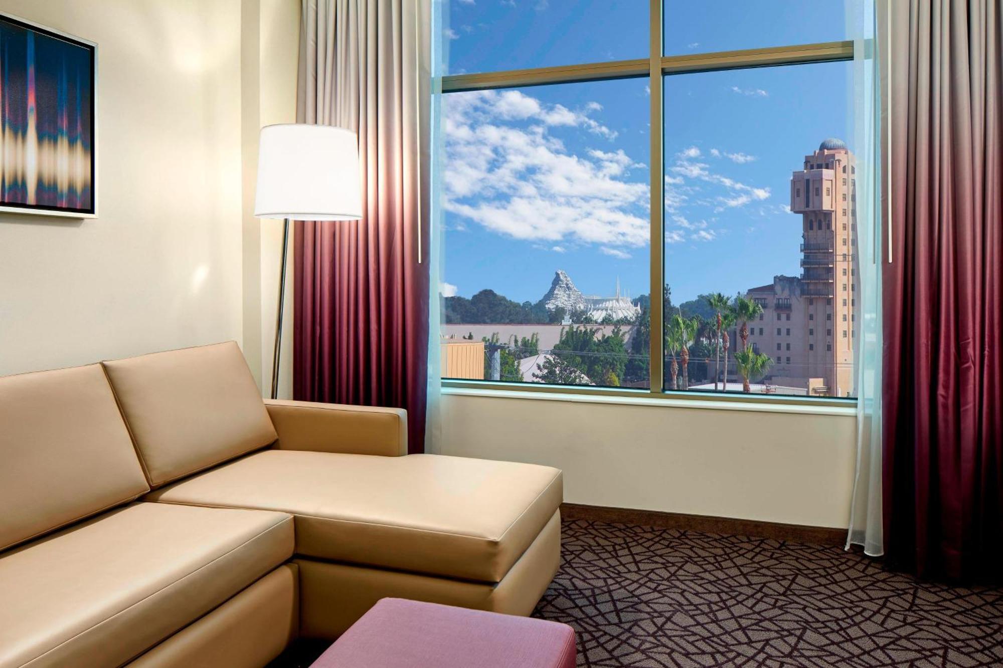 By Marriott At Resort/convention Center 3* Anaheim