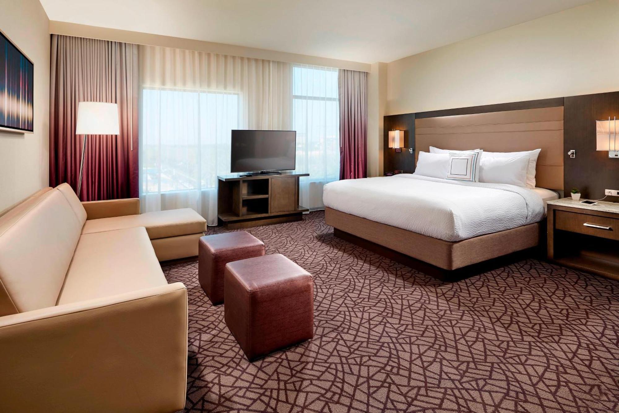 By Marriott At Resort/convention Center