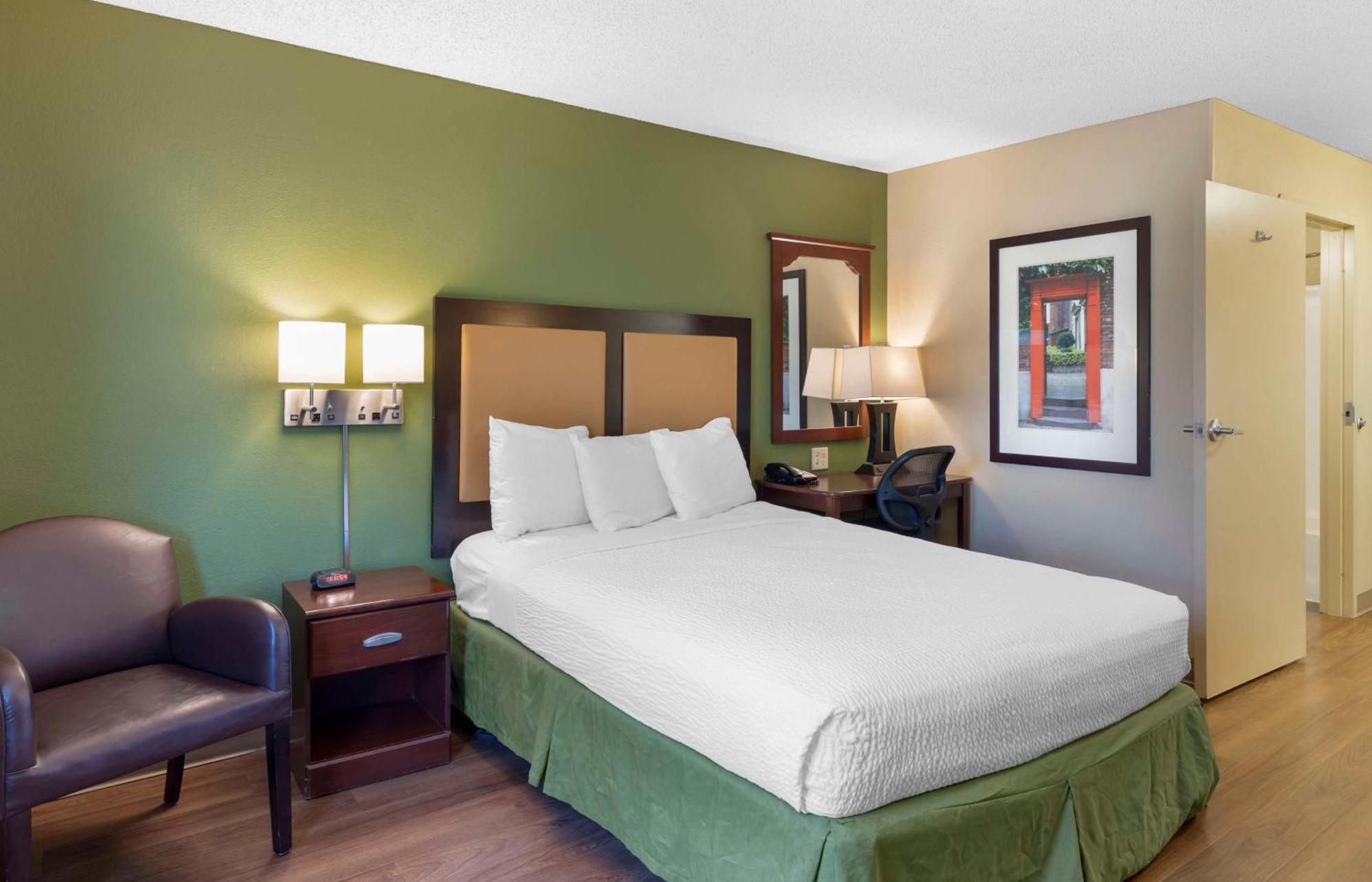 Hotel Extended - Yorba Linda 2*