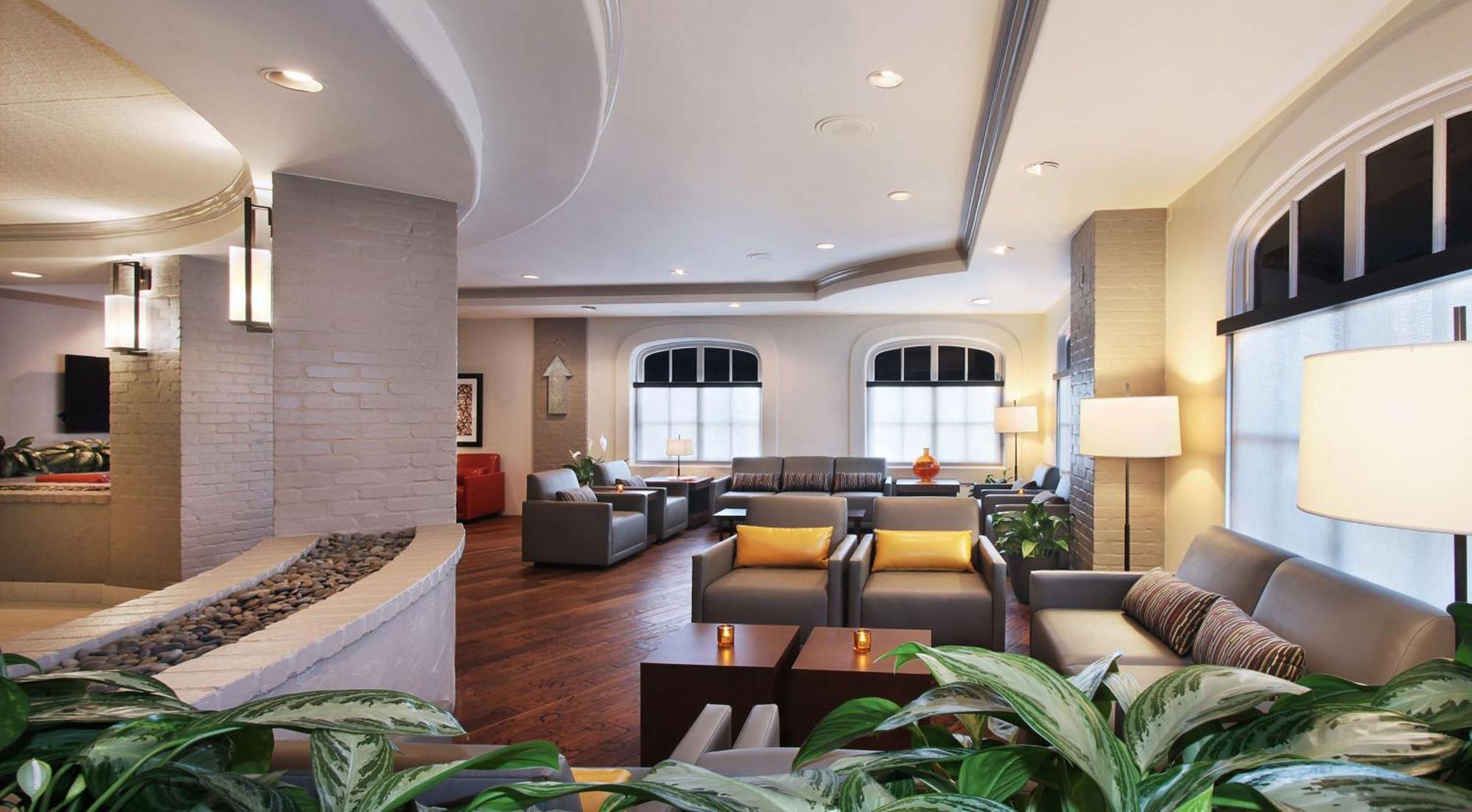 Embassy By Hilton North 4* Anaheim