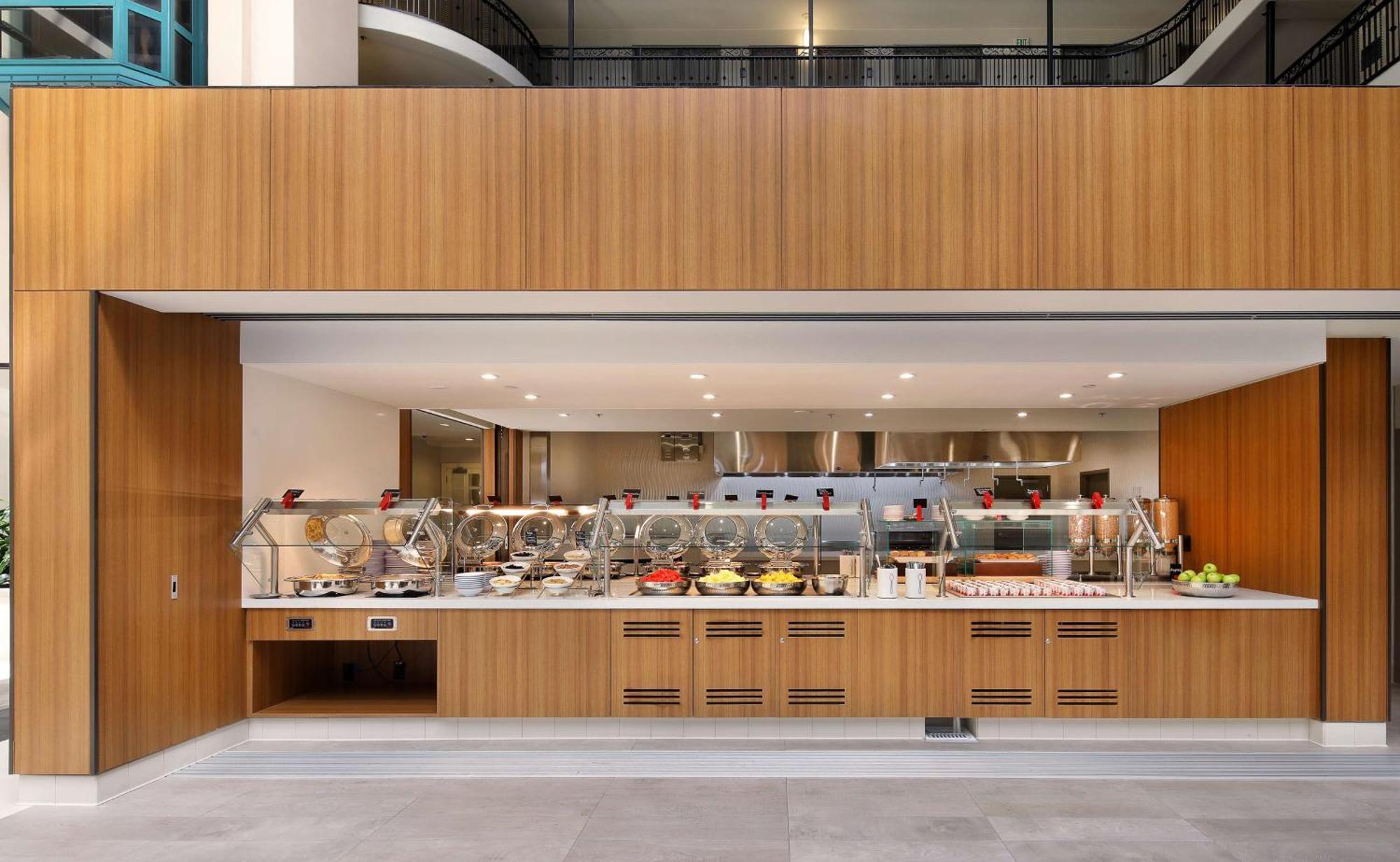 Embassy By Hilton North 4* Anaheim