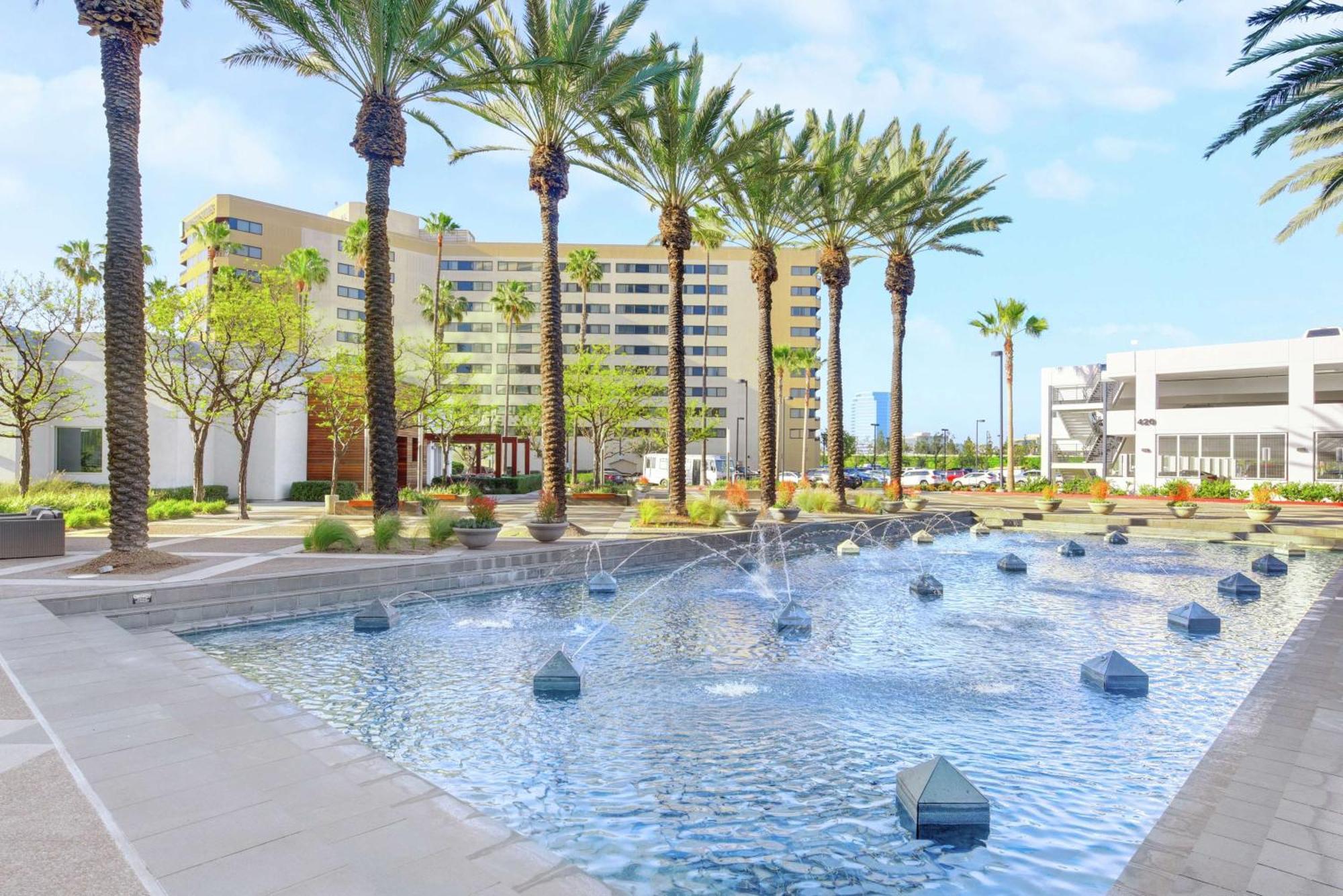 Embassy By Hilton Anaheim-orange Hotel