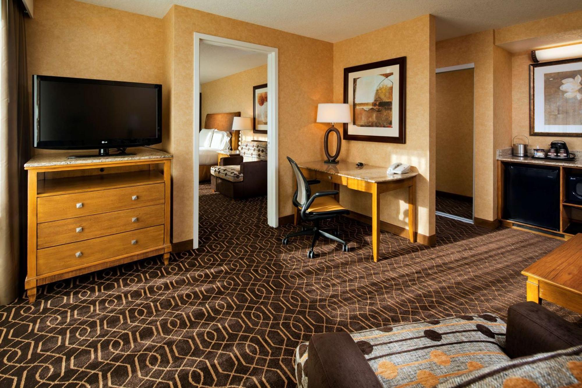 Doubletree By Hilton Resort/convention Center Anaheim