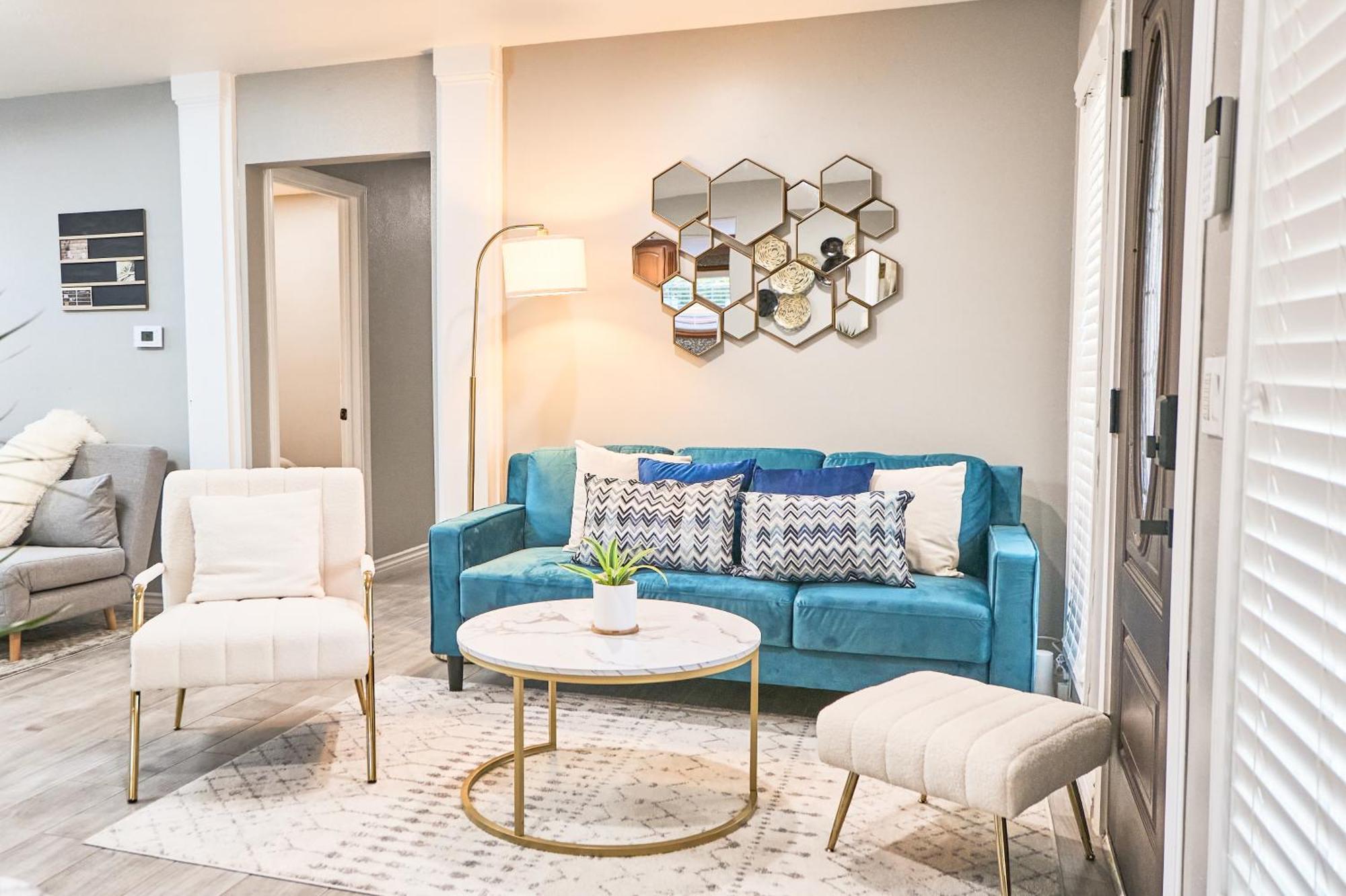 Cozy With Spa, Arcade, Near & Expo * Anaheim