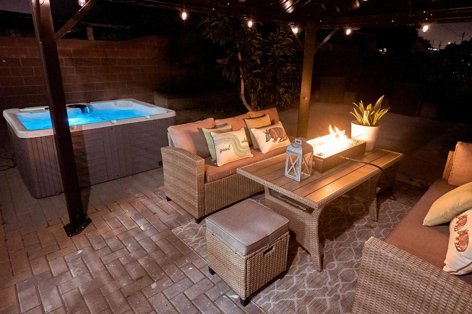 Holiday home Cozy With Spa, Arcade, Near & Expo