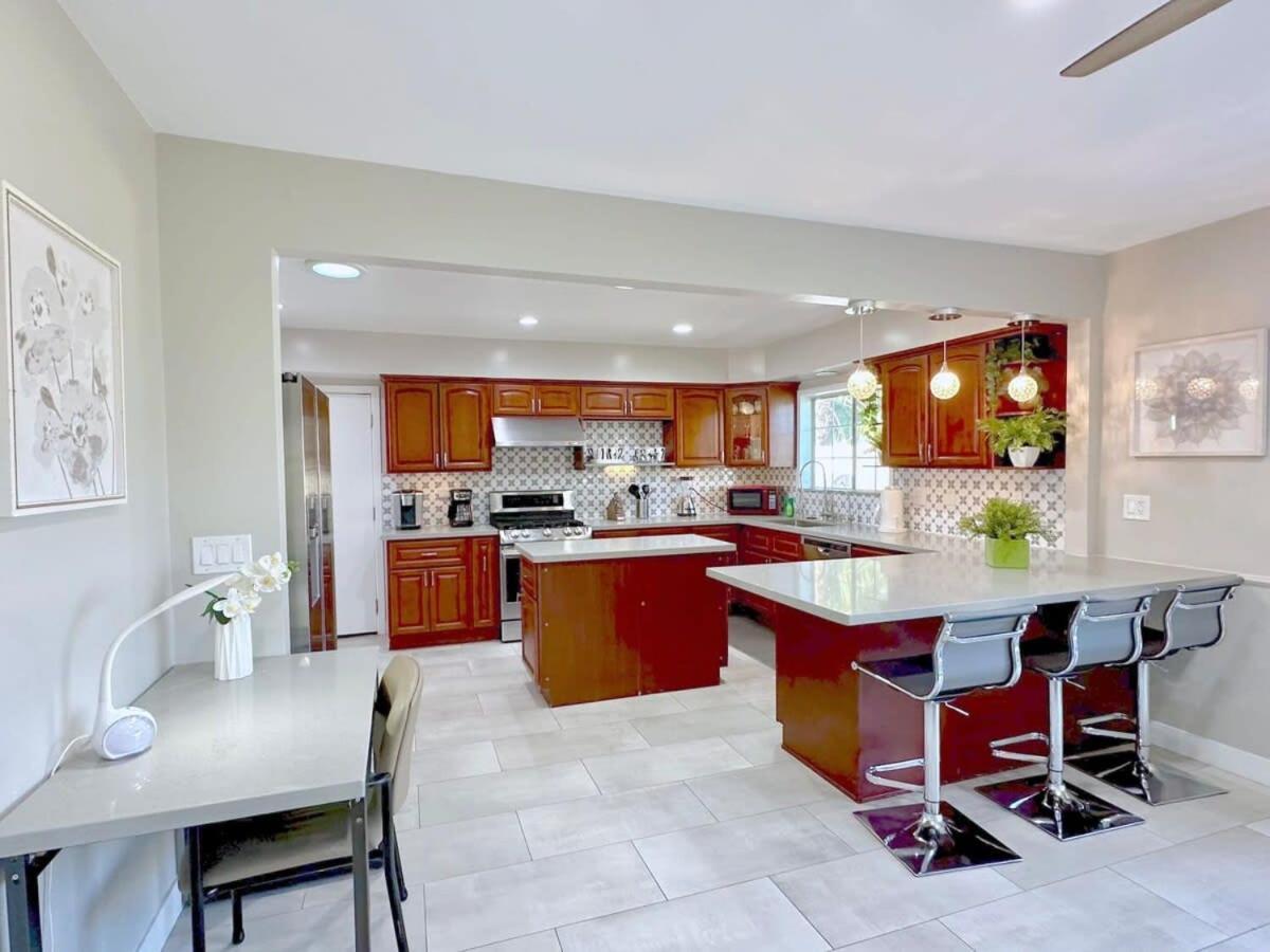 Orchard Disneyland 5 Bedroom Pool * Anaheim