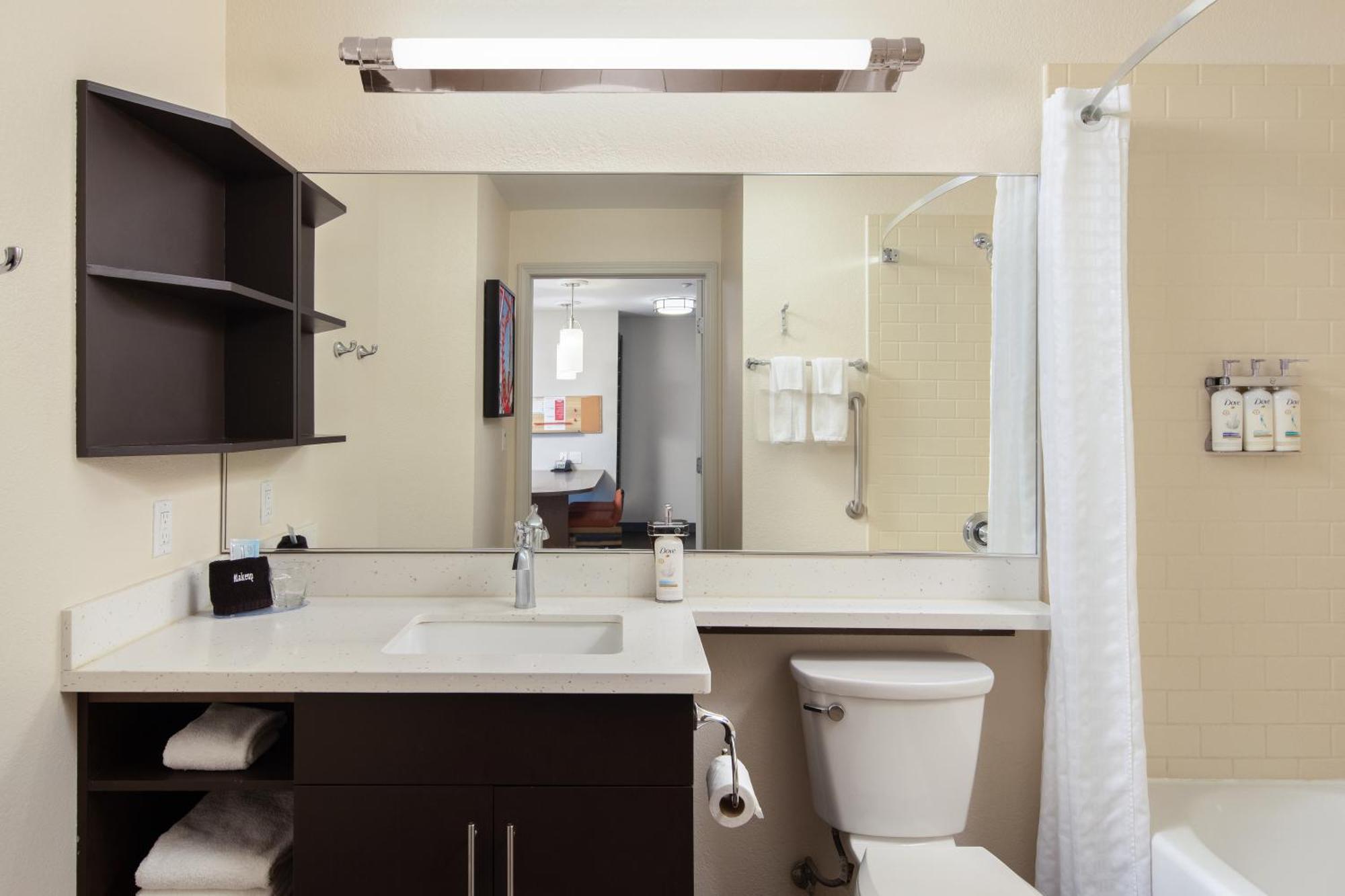 Hotel Candlewood - Area By Ihg 3*