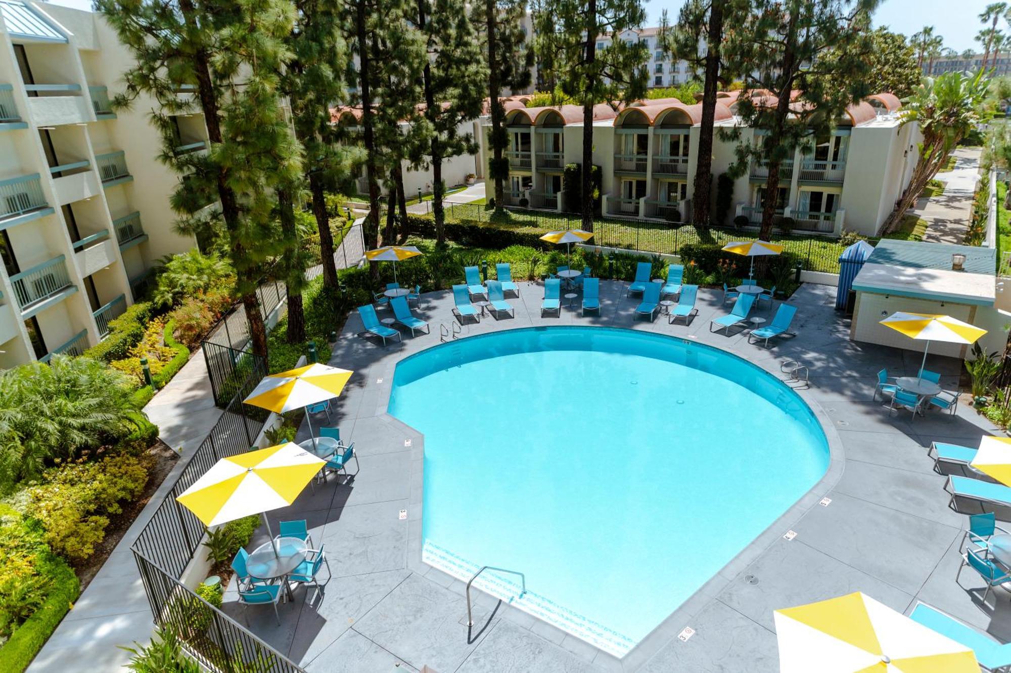 Hotel Howard Johnson By Wyndham & Water Playground