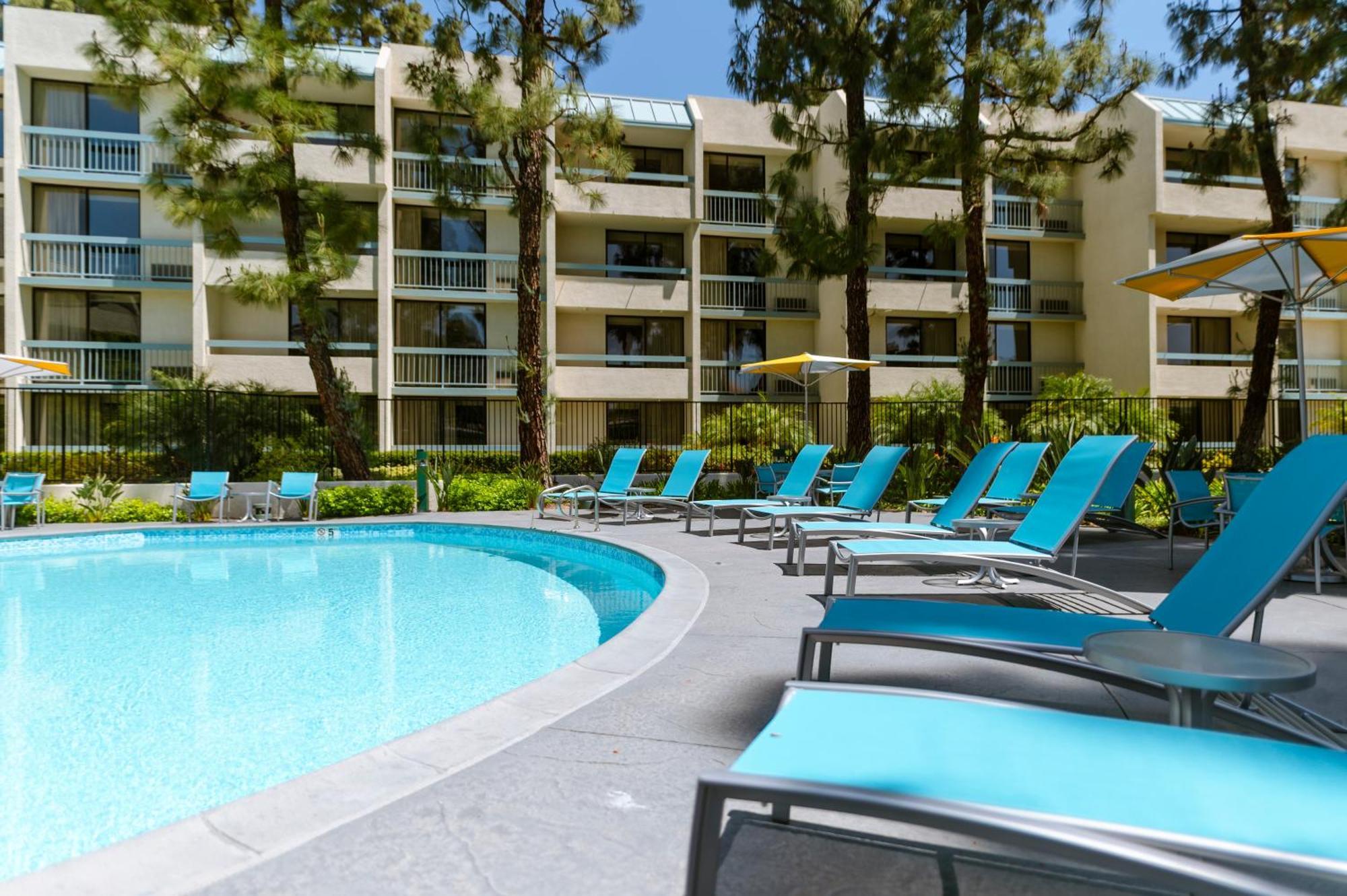 Howard Johnson By Wyndham & Water Playground 3*