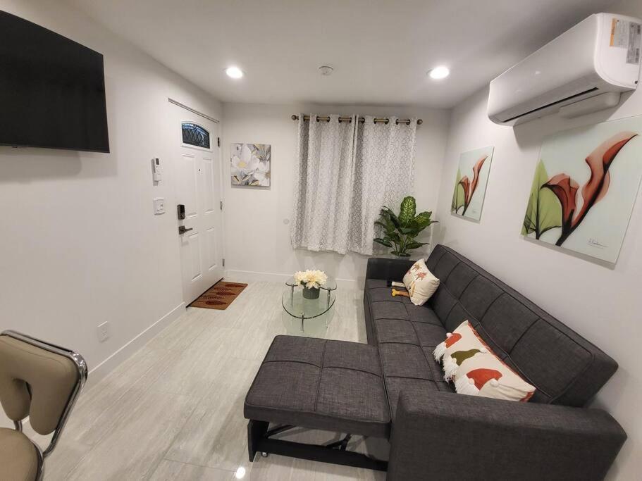 Beautiful Guest Holiday home Anaheim