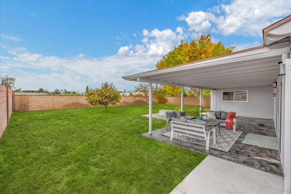 Luxurious Newly Remodeled 4 Bedroom With Large Backyard Near Disneyland Holiday home Anaheim