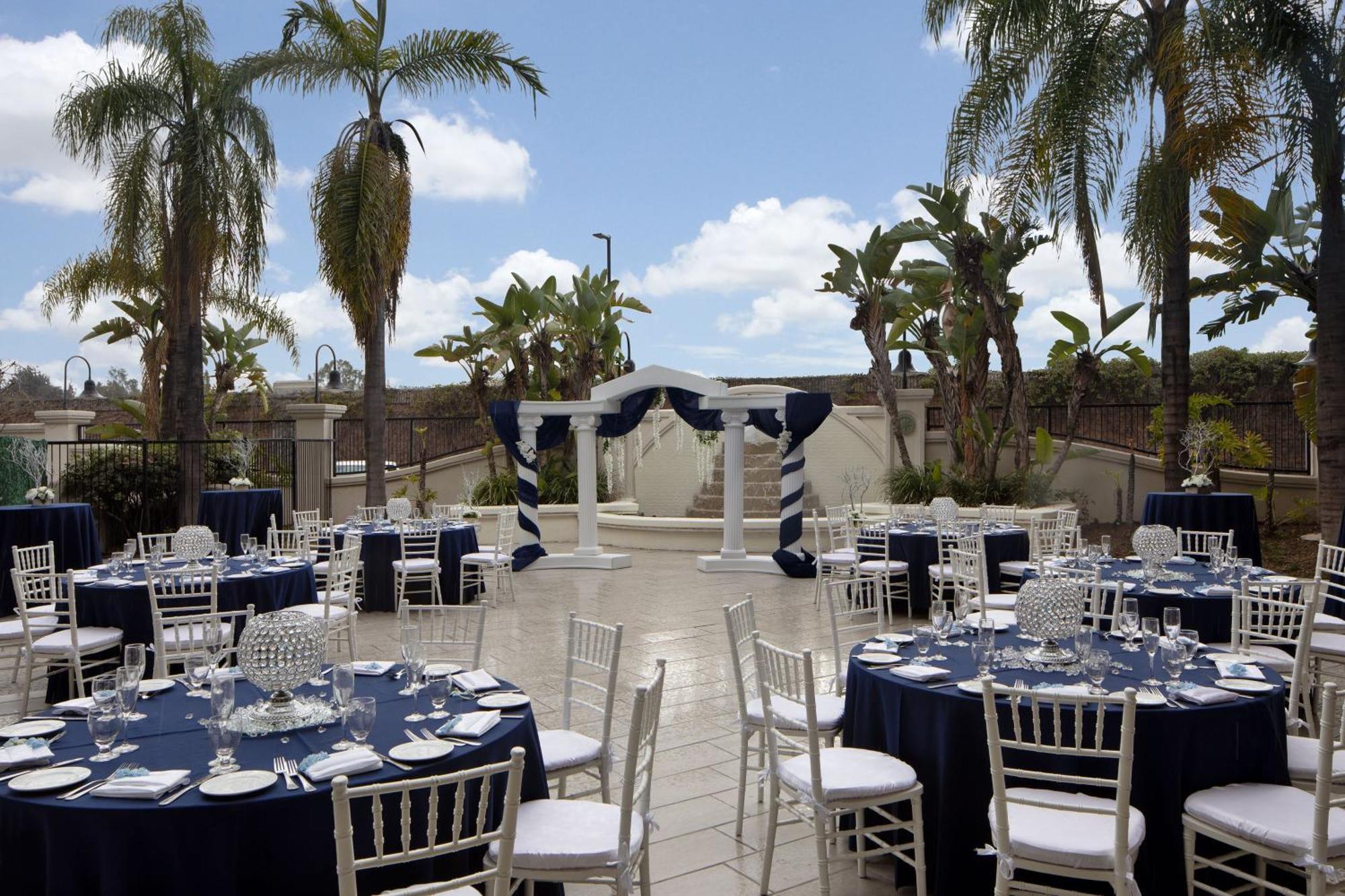 Four Points By Sheraton Hotel 4*