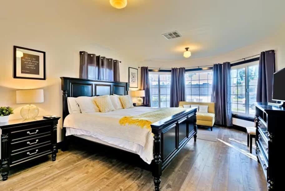 Peaceful Retreat In Anaheim-close To Anaheim