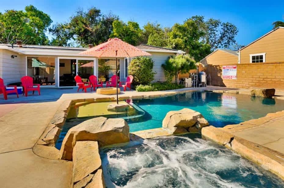 Peaceful Retreat In Anaheim-close To Holiday home *