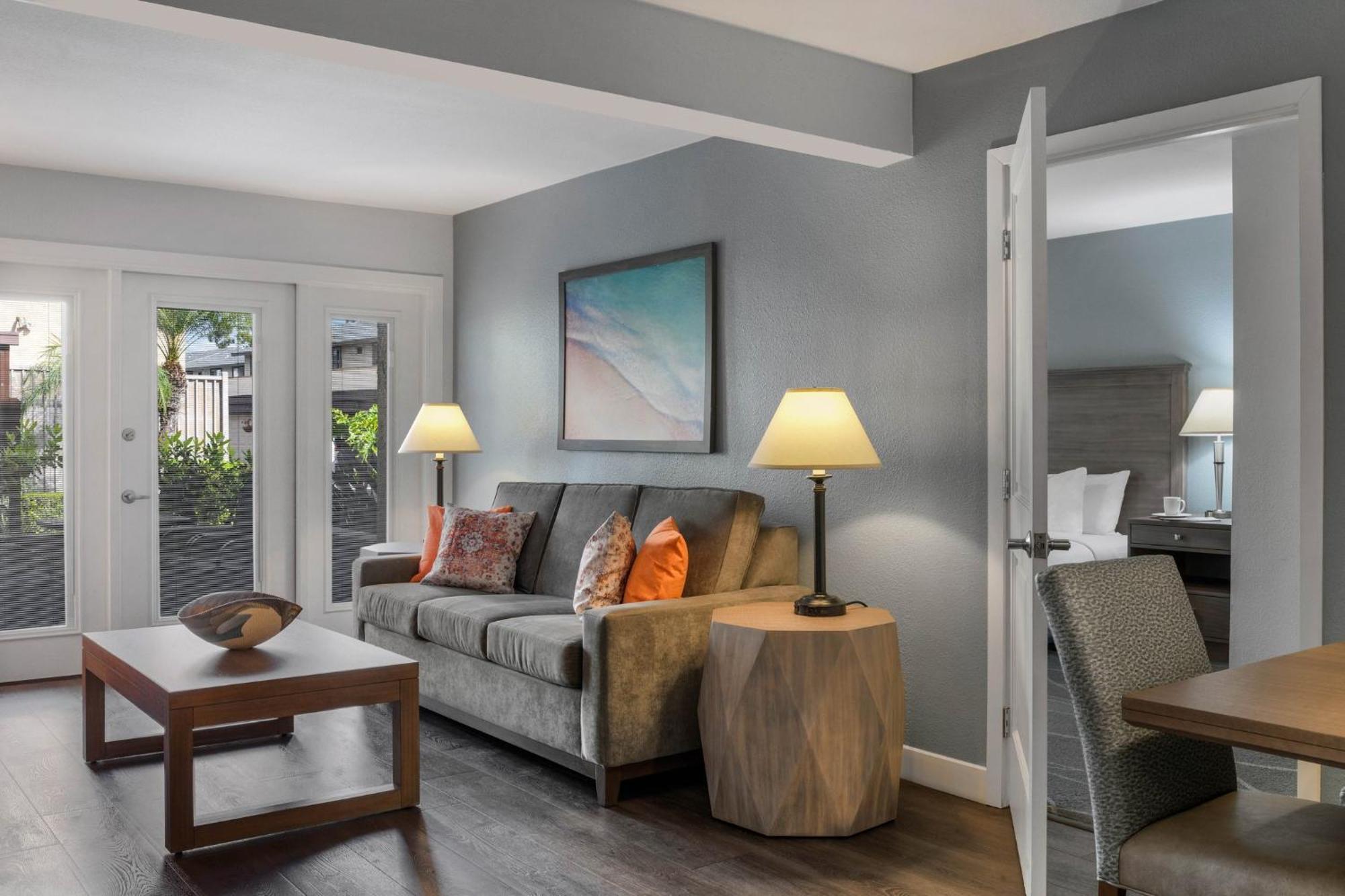 Resort Club Wyndham Dolphin's Cove Anaheim