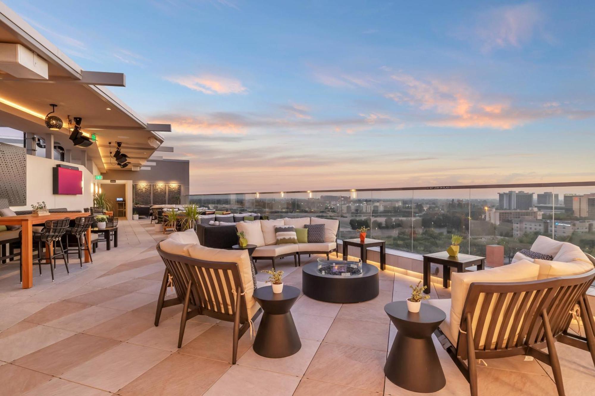 Jw Marriott, Anaheim