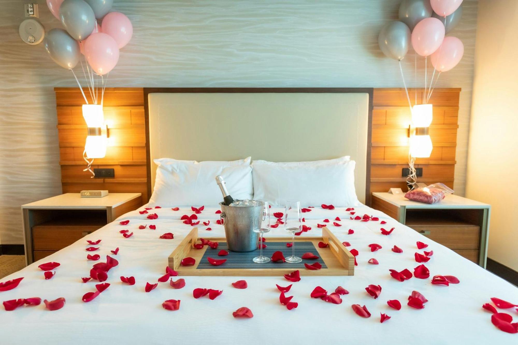 Jw Marriott, Hotel