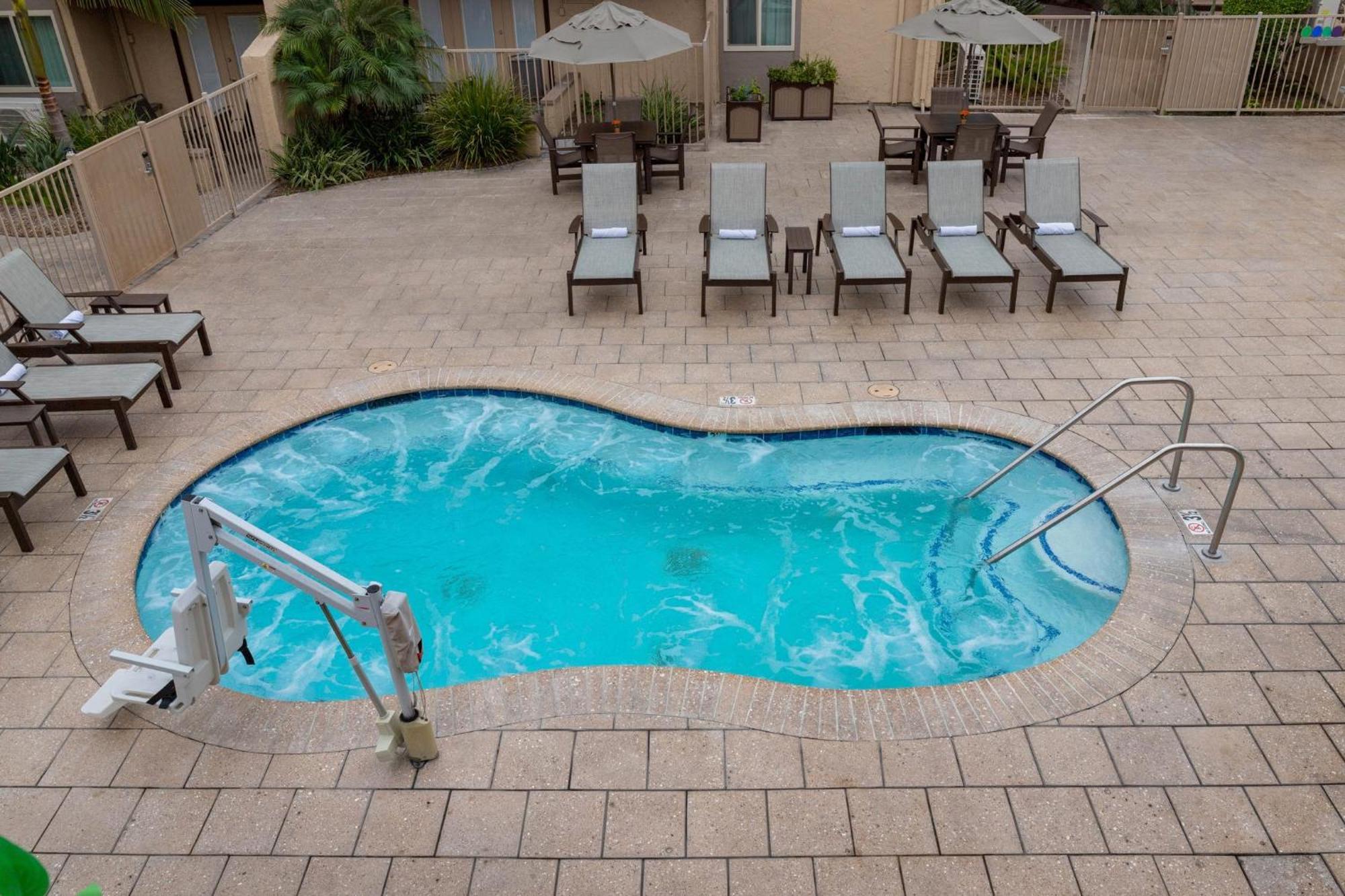 Club Wyndham Dolphin's Cove Resort