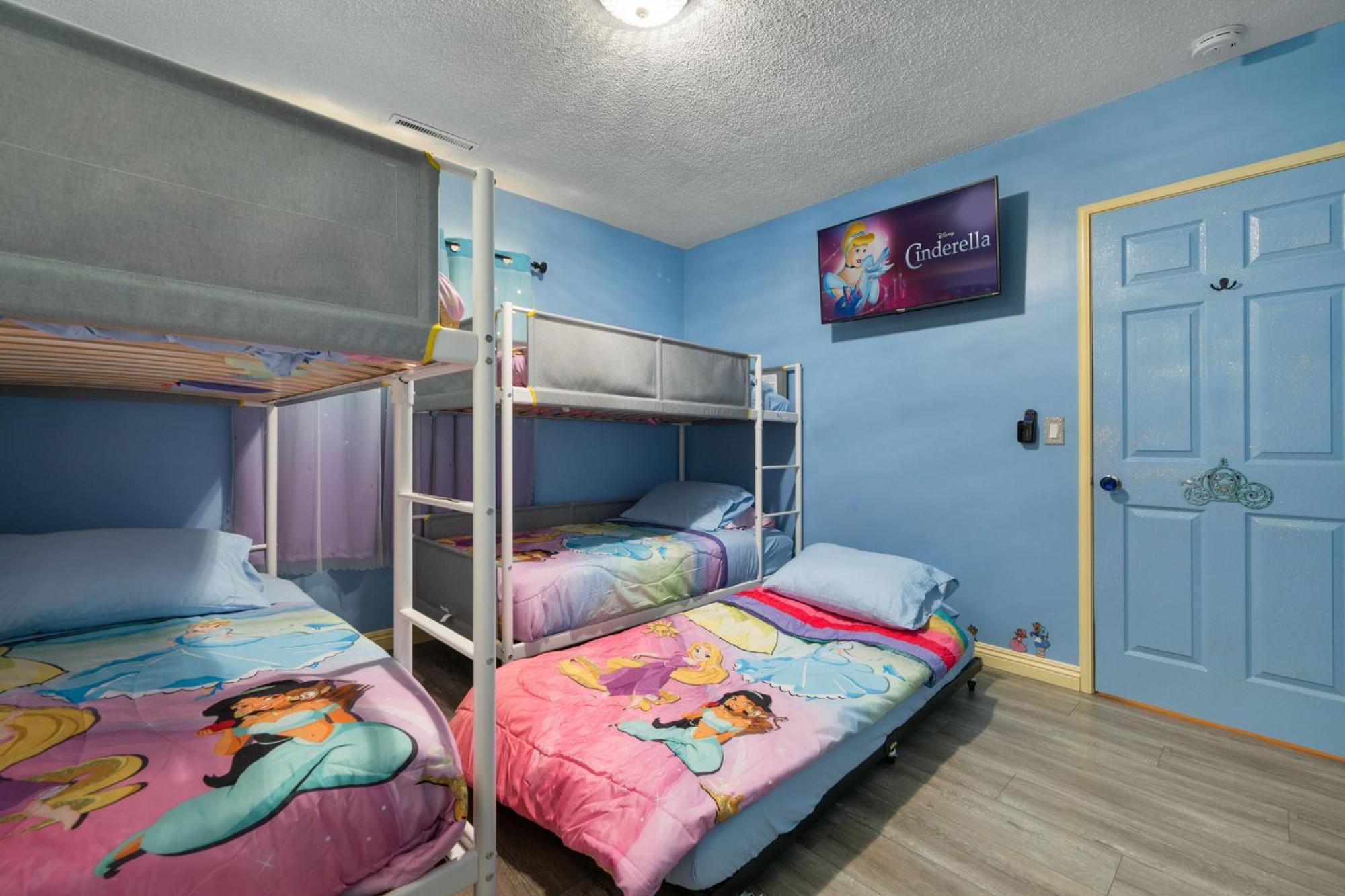 Princess Palace - Arcade, Pool, Play, Golf, & More! * Anaheim