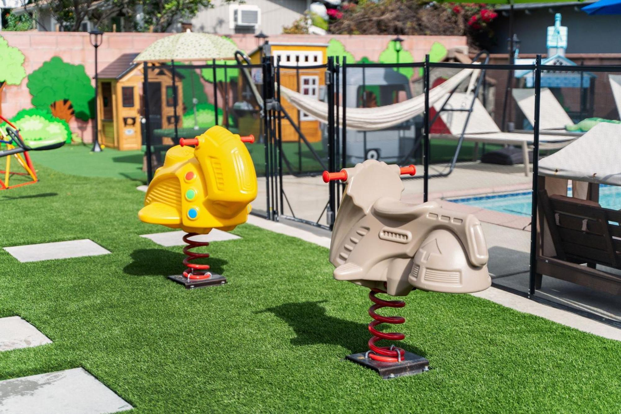 Princess Palace - Arcade, Pool, Play, Golf, & More! * Anaheim