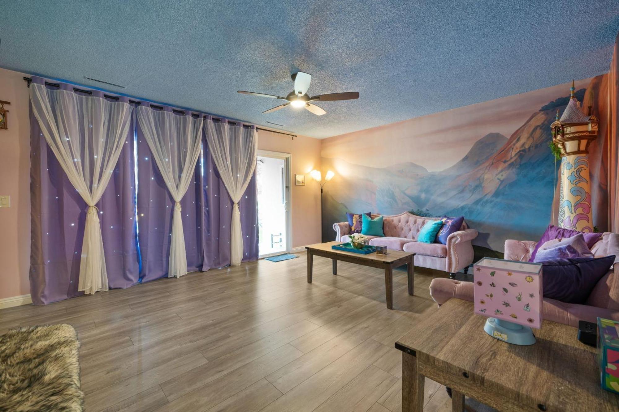 Princess Palace - Arcade, Pool, Play, Golf, & More! Anaheim