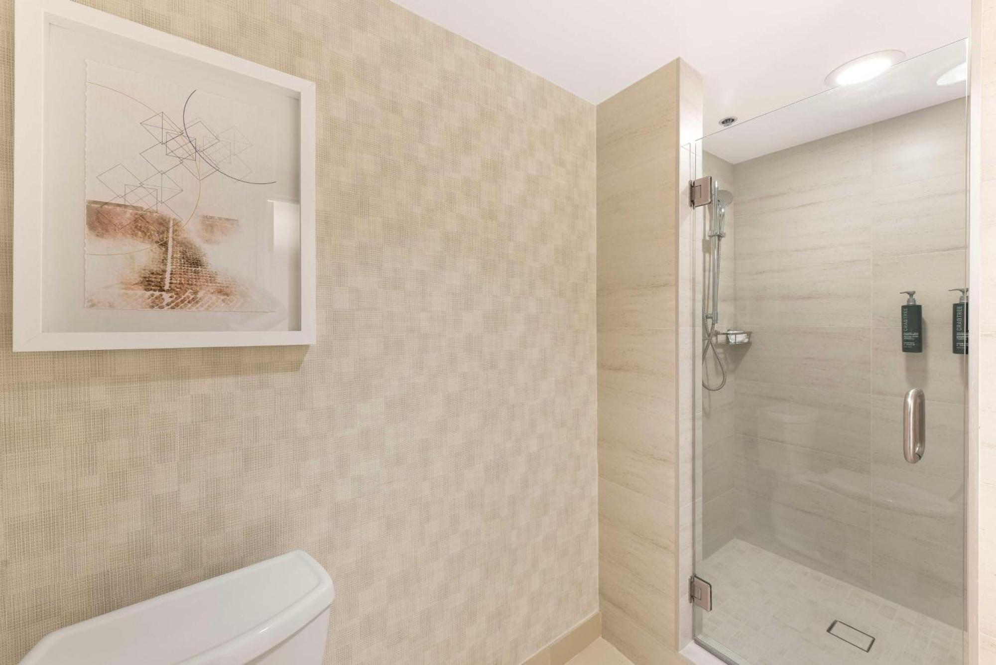 Hilton 3* Anaheim