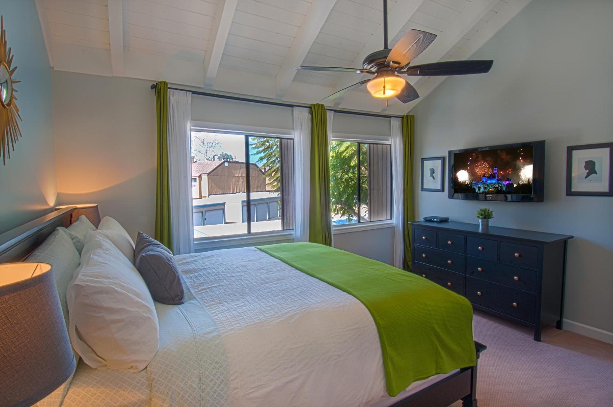 Apartment Bug By Funtierland Vacation Anaheim