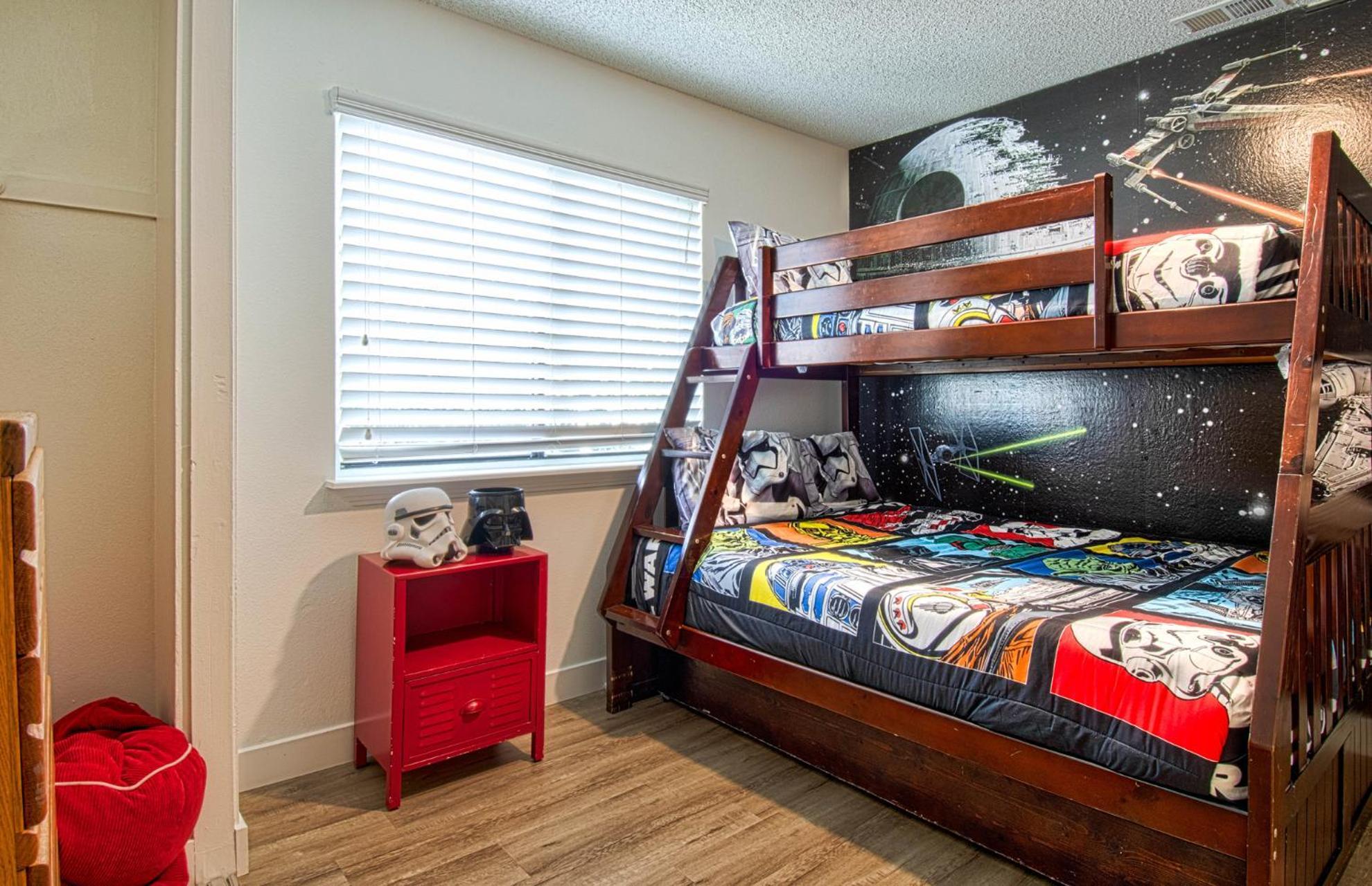 Tron By Funtierland Vacation Apartment *