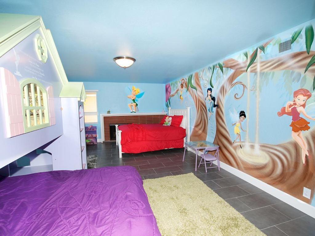 F-24 Mickeys House Holiday home Anaheim