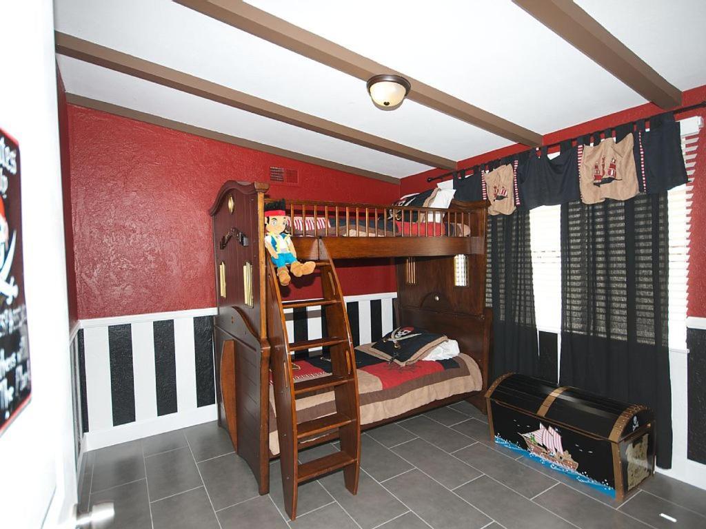 F-24 Mickeys House Holiday home Anaheim