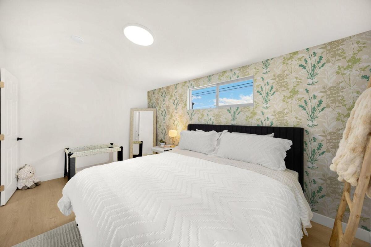 Stylish 5 Bedroom With Pool Near - Luxury Family Retreat * Anaheim