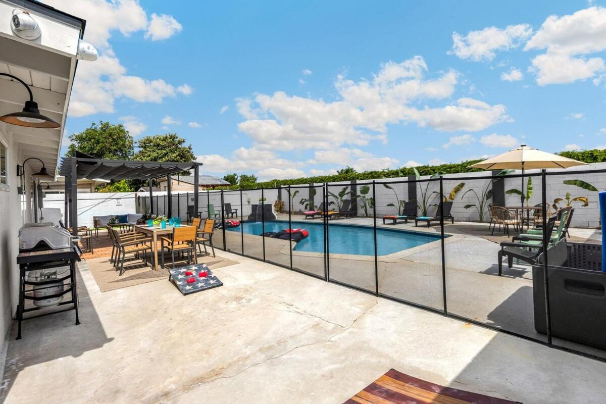 Villa Stylish 5 Bedroom With Pool Near - Luxury Family Retreat Anaheim