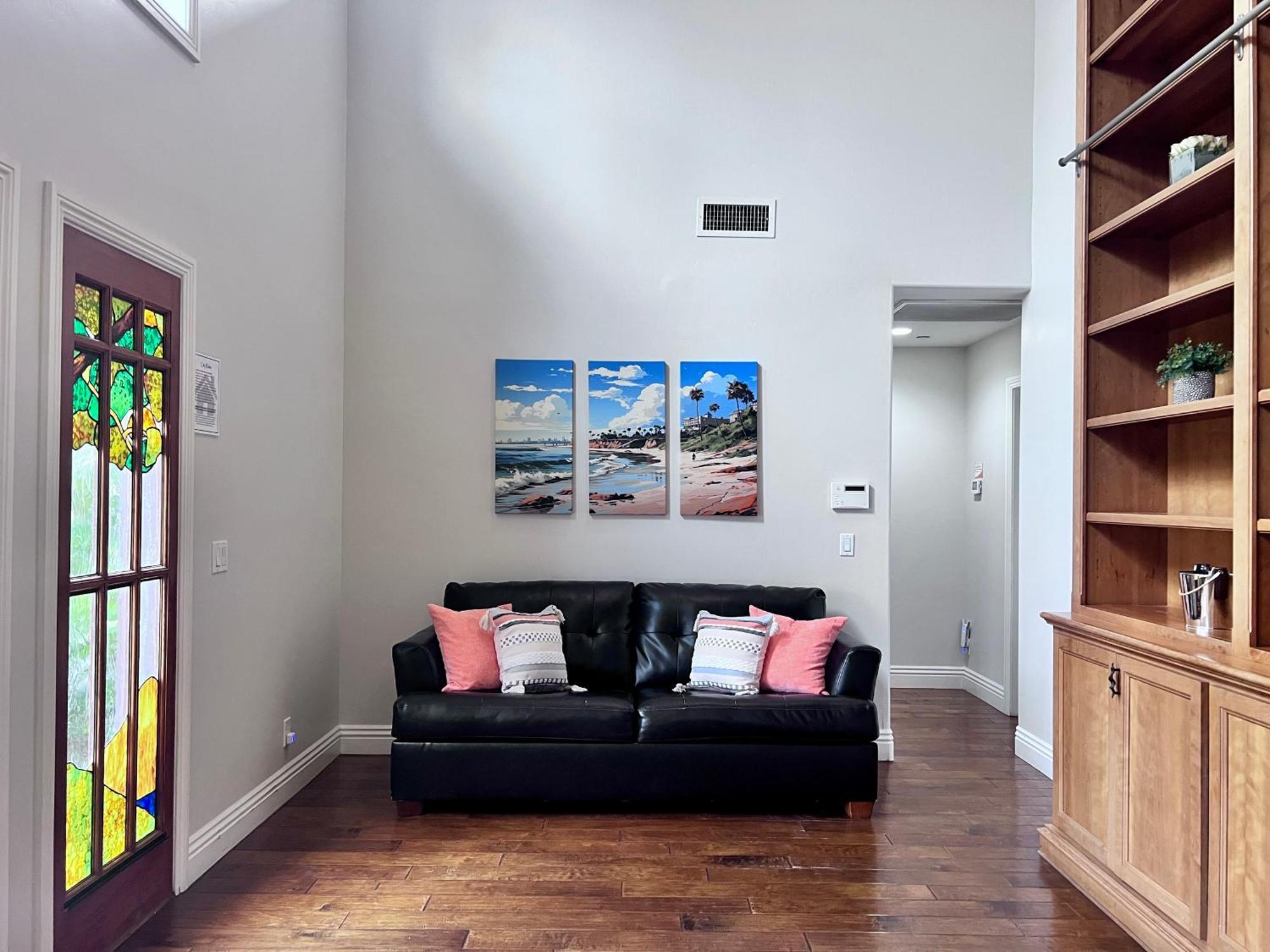 Fantastic 5 Bedroom 4 Bath With New Pool & Jacuzzi Anaheim