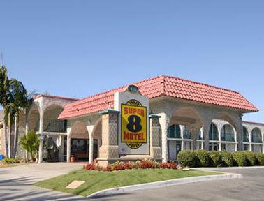 Kings At The Park & Convention Center Motel